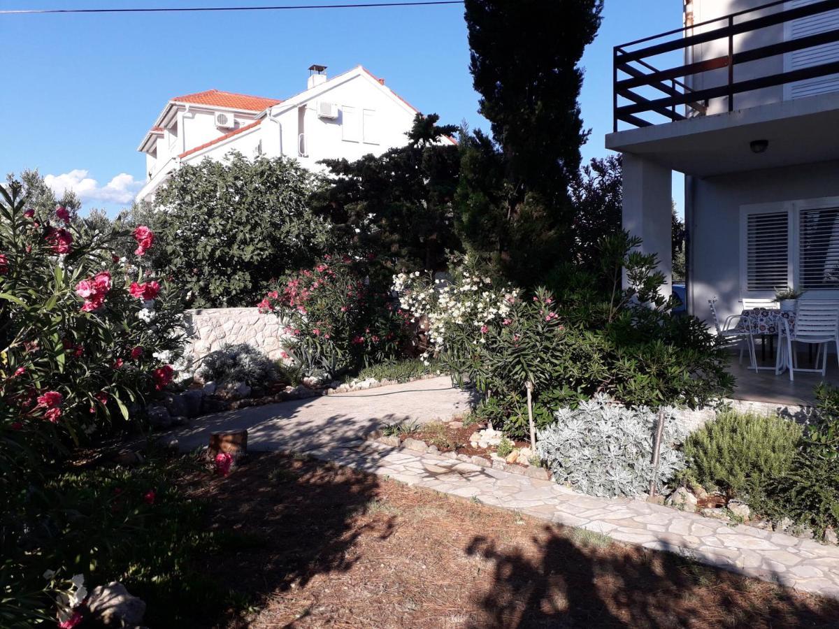 Holiday Home Novalja Exterior foto