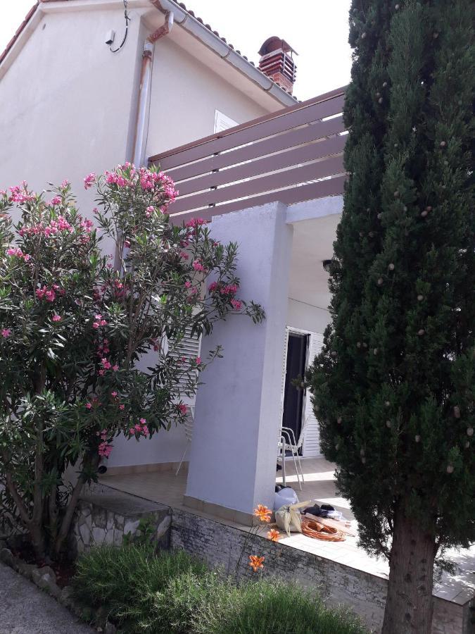Holiday Home Novalja Exterior foto